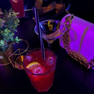 Happy hour dos recém-casados